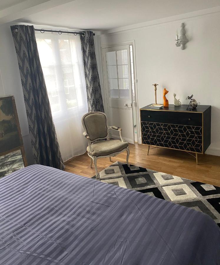 Chambre d’hôtes du Carré des Arts Honfleur Extérieur photo