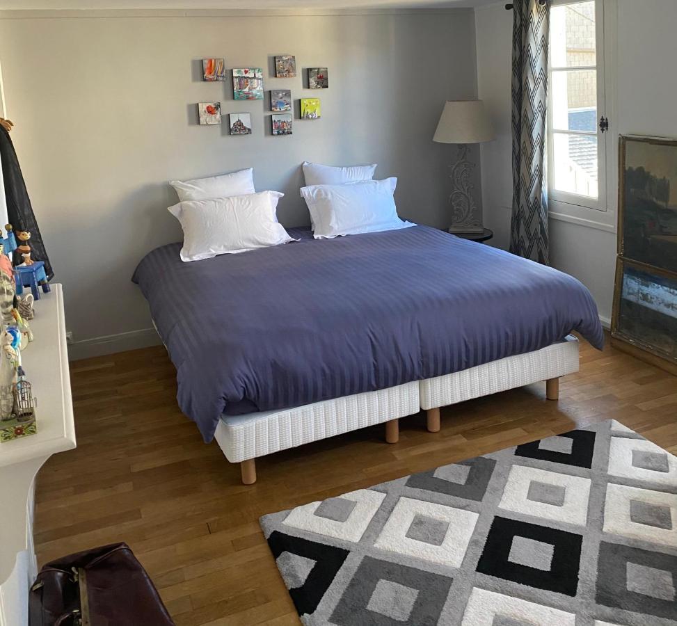 Chambre d’hôtes du Carré des Arts Honfleur Extérieur photo