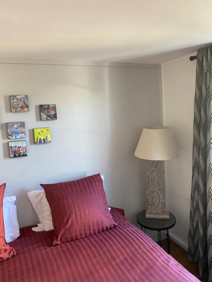 Chambre d’hôtes du Carré des Arts Honfleur Extérieur photo